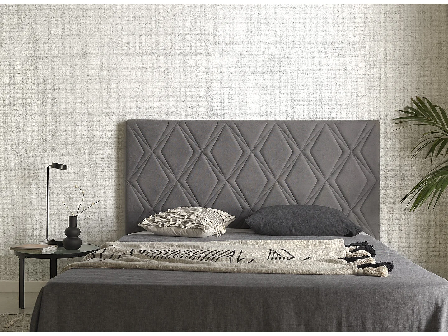 Tête de lit pour lit 135 Ruby en tissu gris 154x115x8.