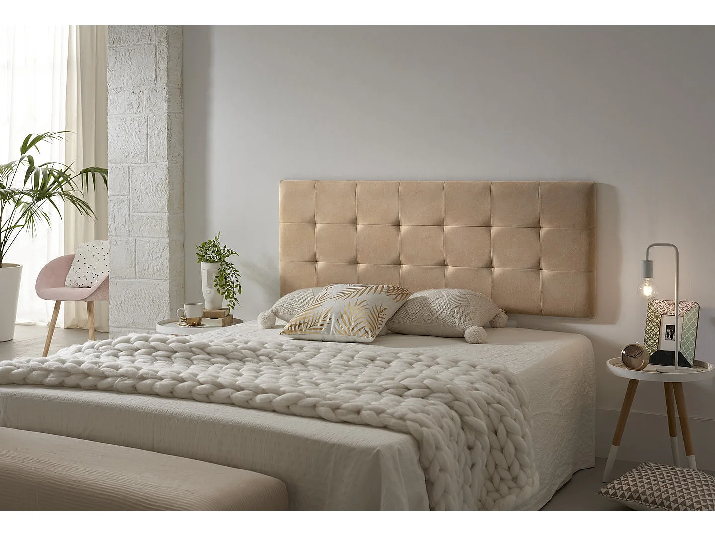 Cabecero de Cama 135 Capitone Cuadros Tela Antimanchas 152x57x5cm Camel Claro