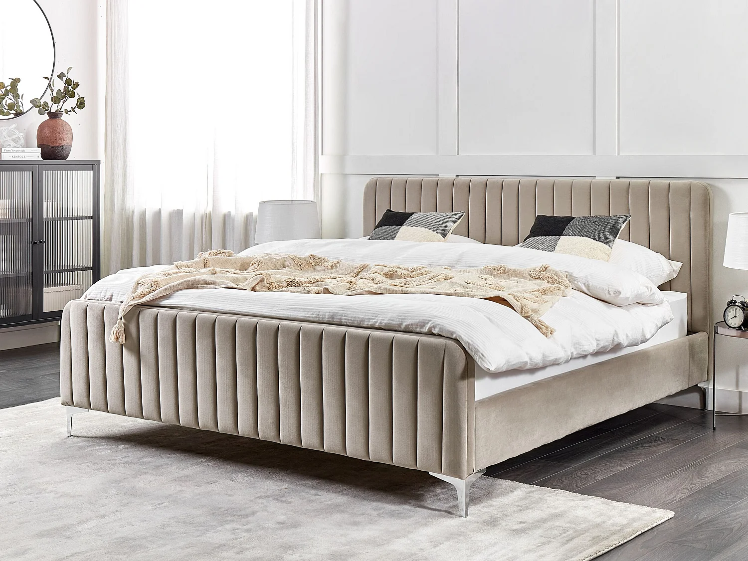 Bed Fluweel LUNAN 180 x 200 cm Taupe