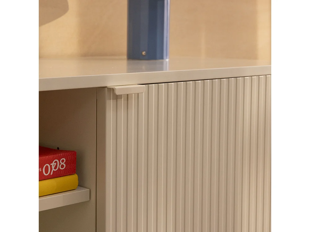 Molly - Meuble tv 2 portes, 2 niches en bois et métal L150cm - Crème