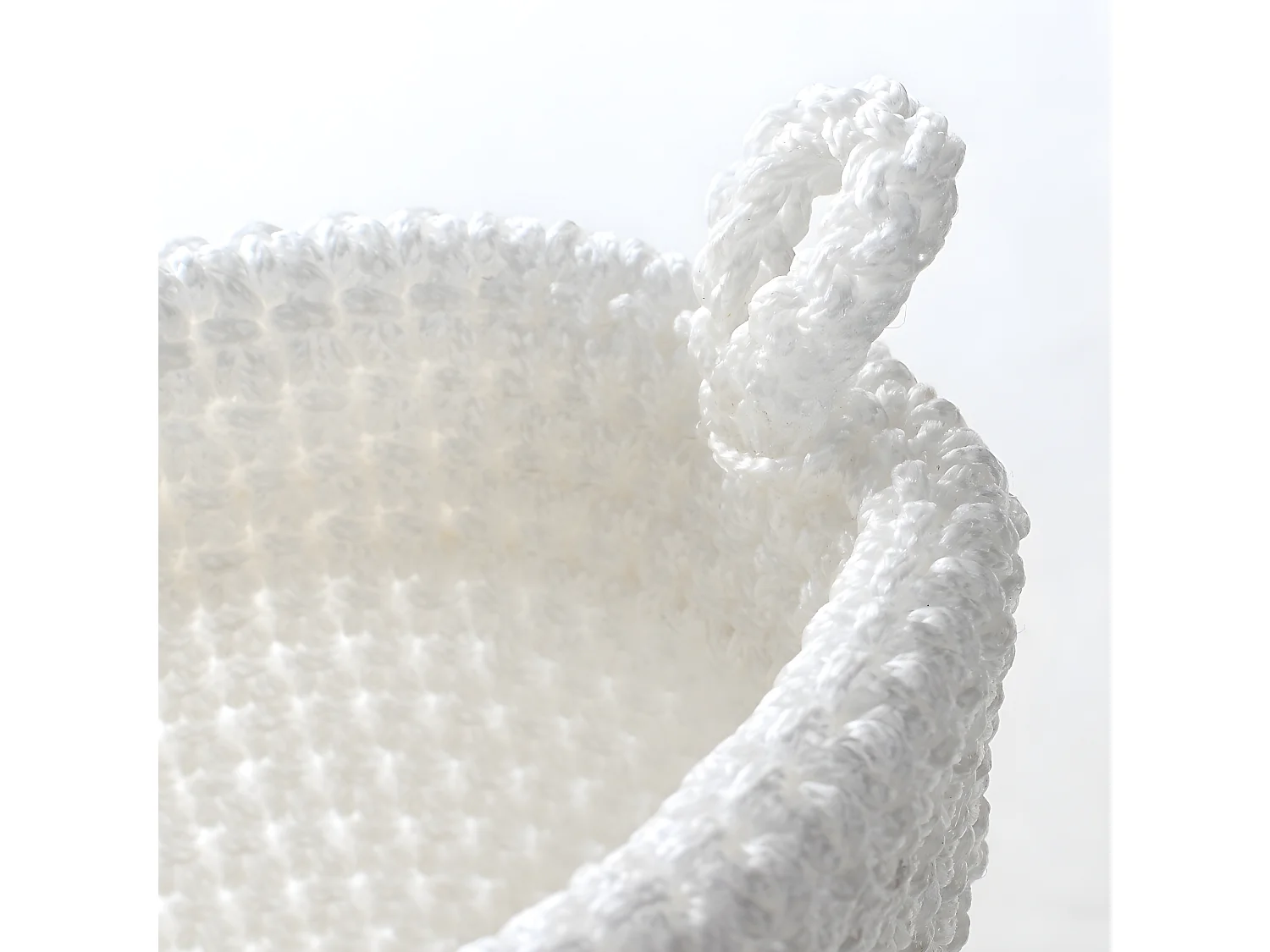 Panier rond maille crochet blanc 12x10cm