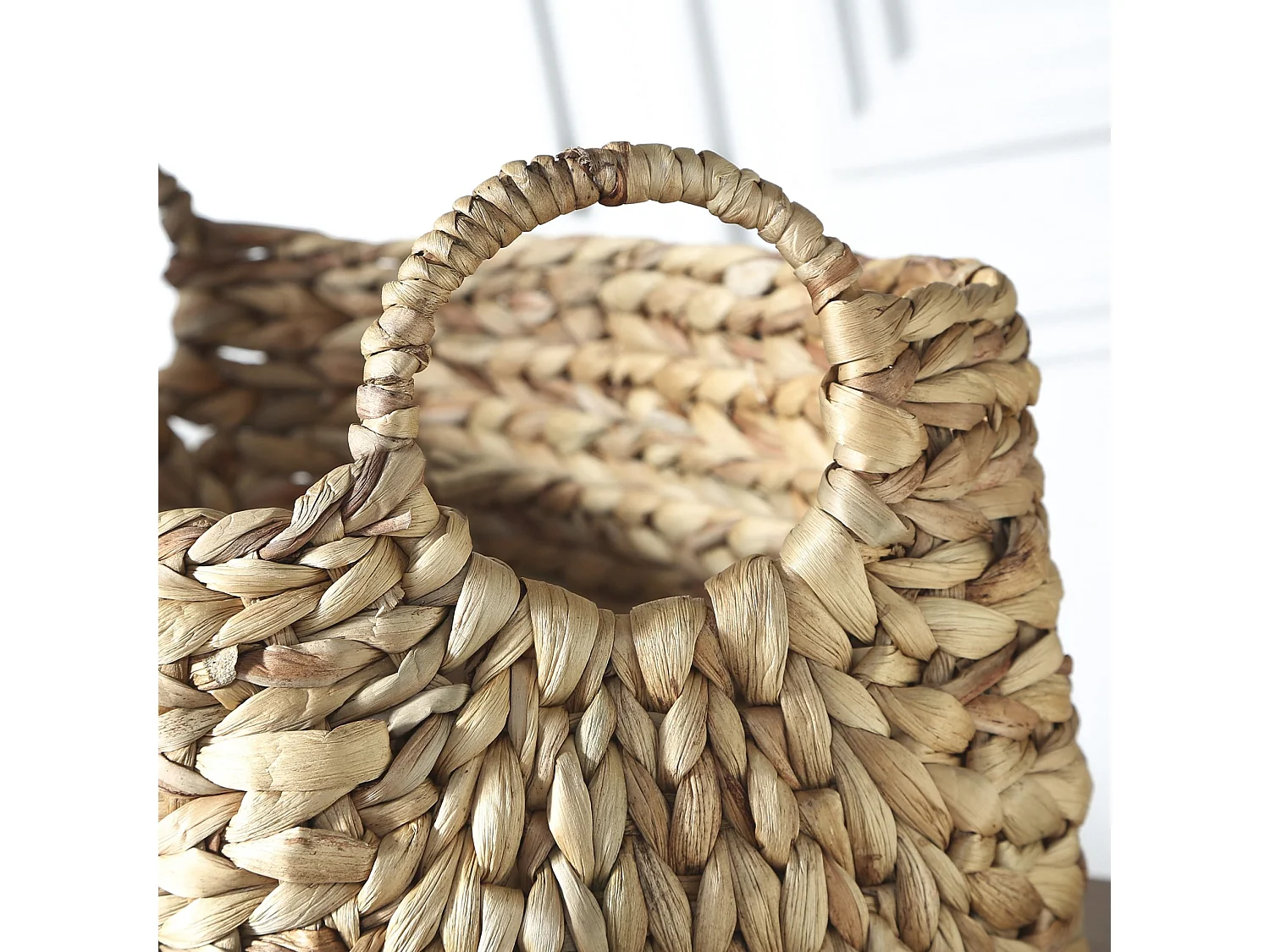 Korb aus Wasserhyazinthe mit Griffen - L36xT19xH22