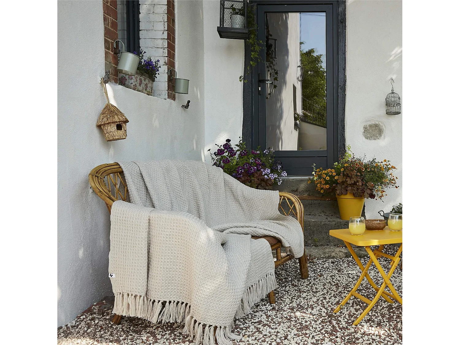 Plaid à franges écru matière recyclée 130 x 160 cm