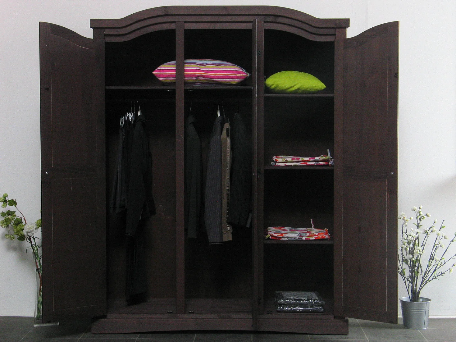 Rico Kleiderschrank 3-türig Breite 152 cm, Höhe 193, braun, gewachst/gebeitzt