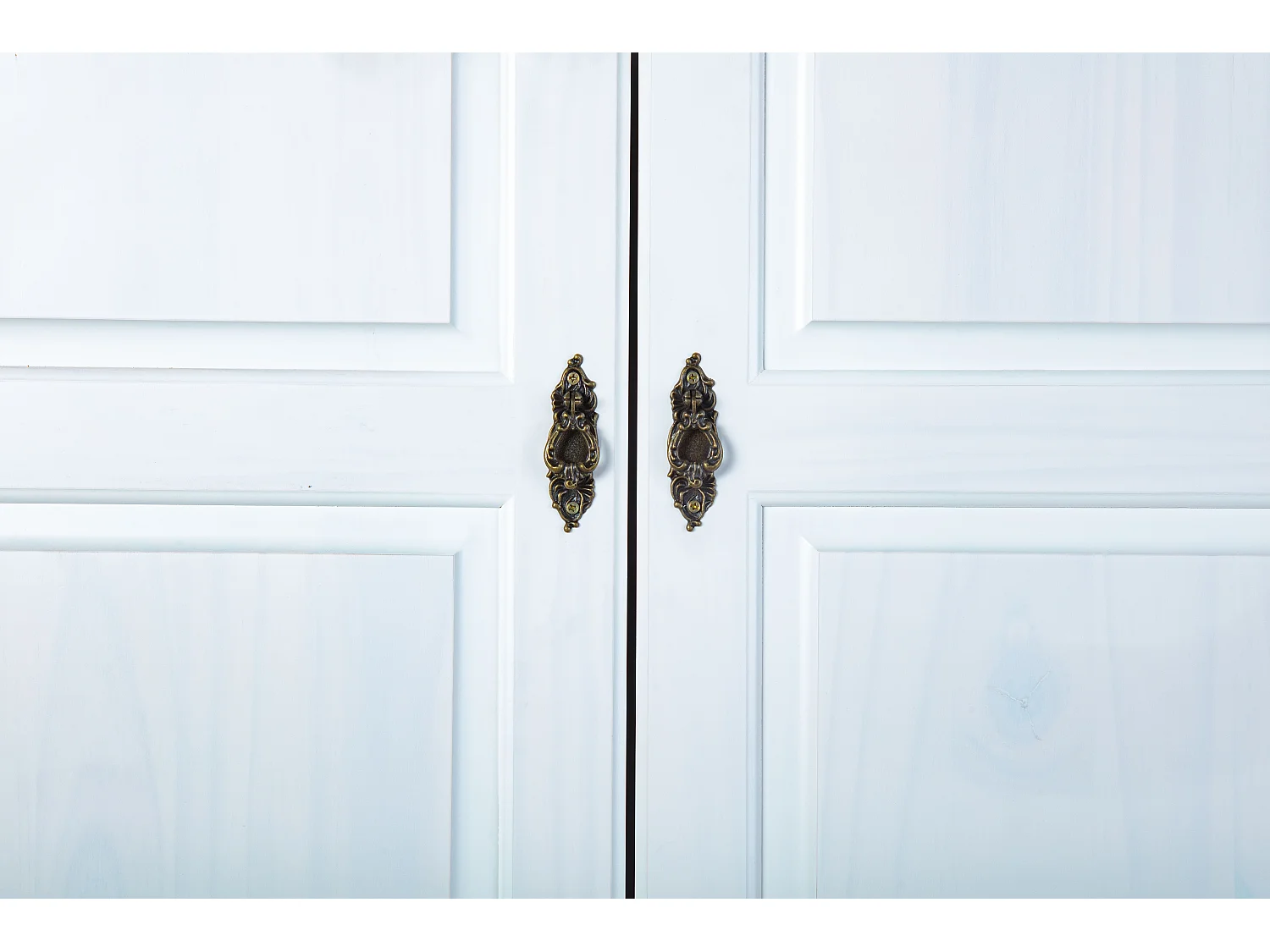 Basil Armoire à vêtements 3 portes, blanc.