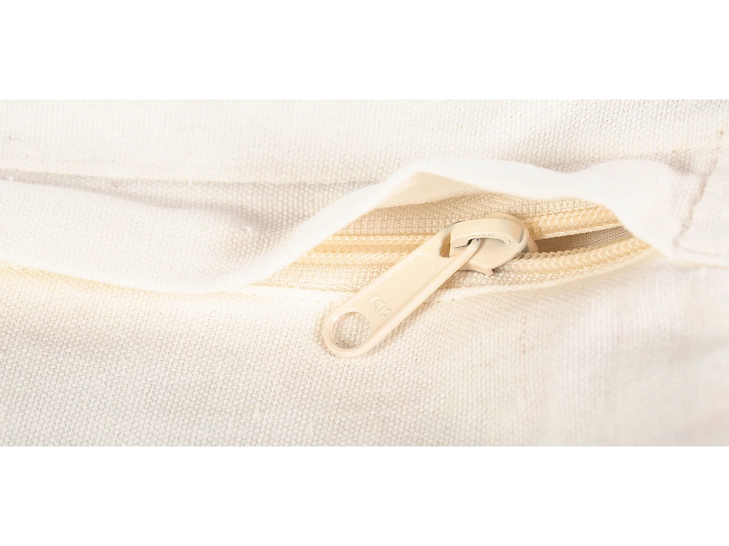 Boho Bali Style Kissen - Bezug und Füllung enthalten - Alicia