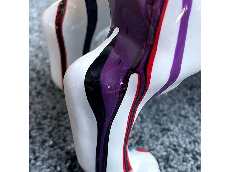 Statue en résine chien bulldog français blanc peinture multicolore - GUNNER