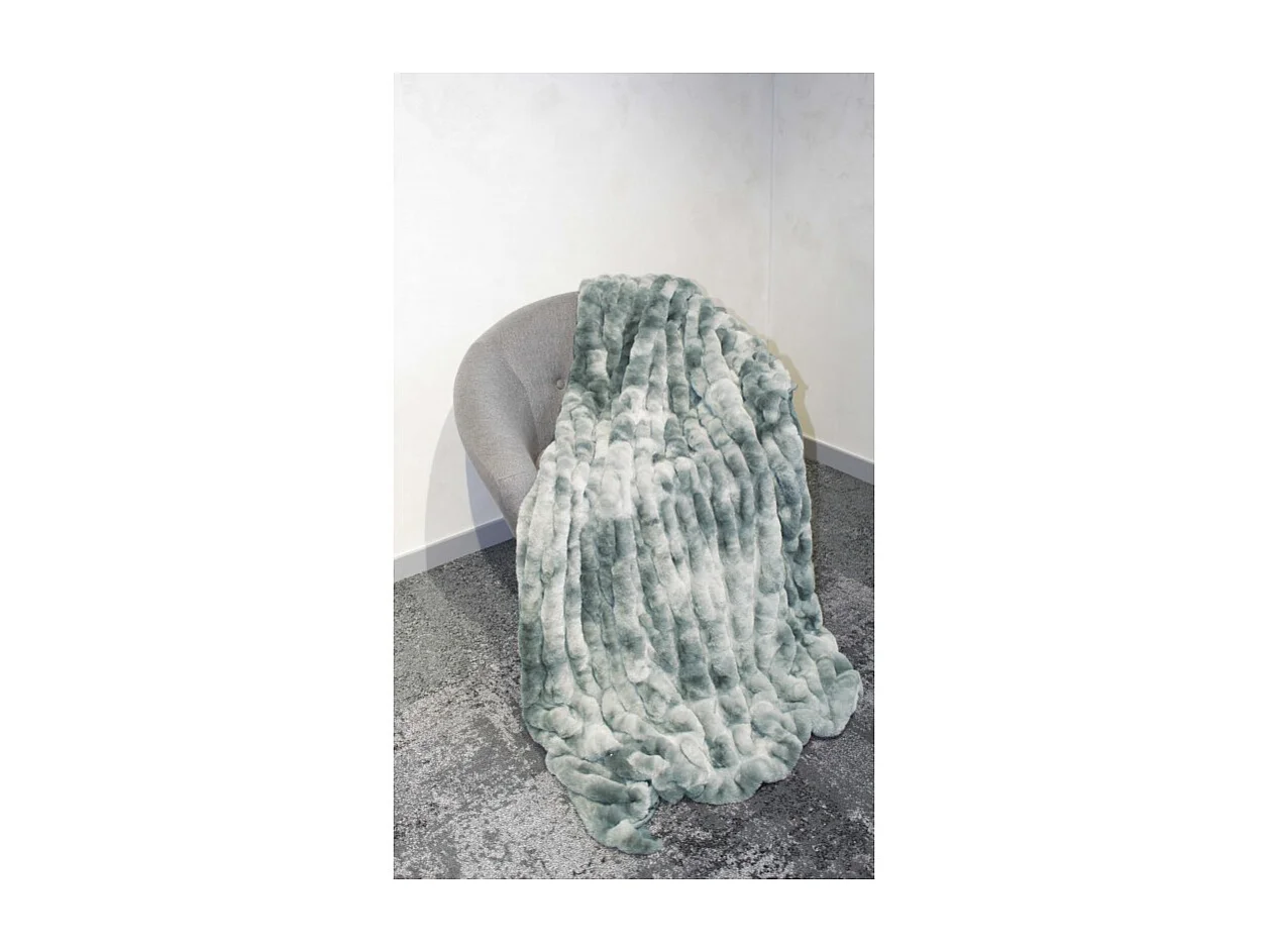 Plaid 165 x 120 cm bleu en fausse fourrure ultra douce - CALINOU