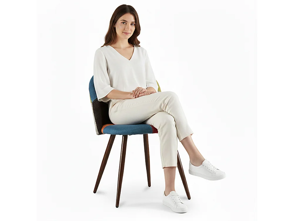 Gepolsterter Esszimmerstuhl mit Patchwork - Skandinavischer Stil - Simona