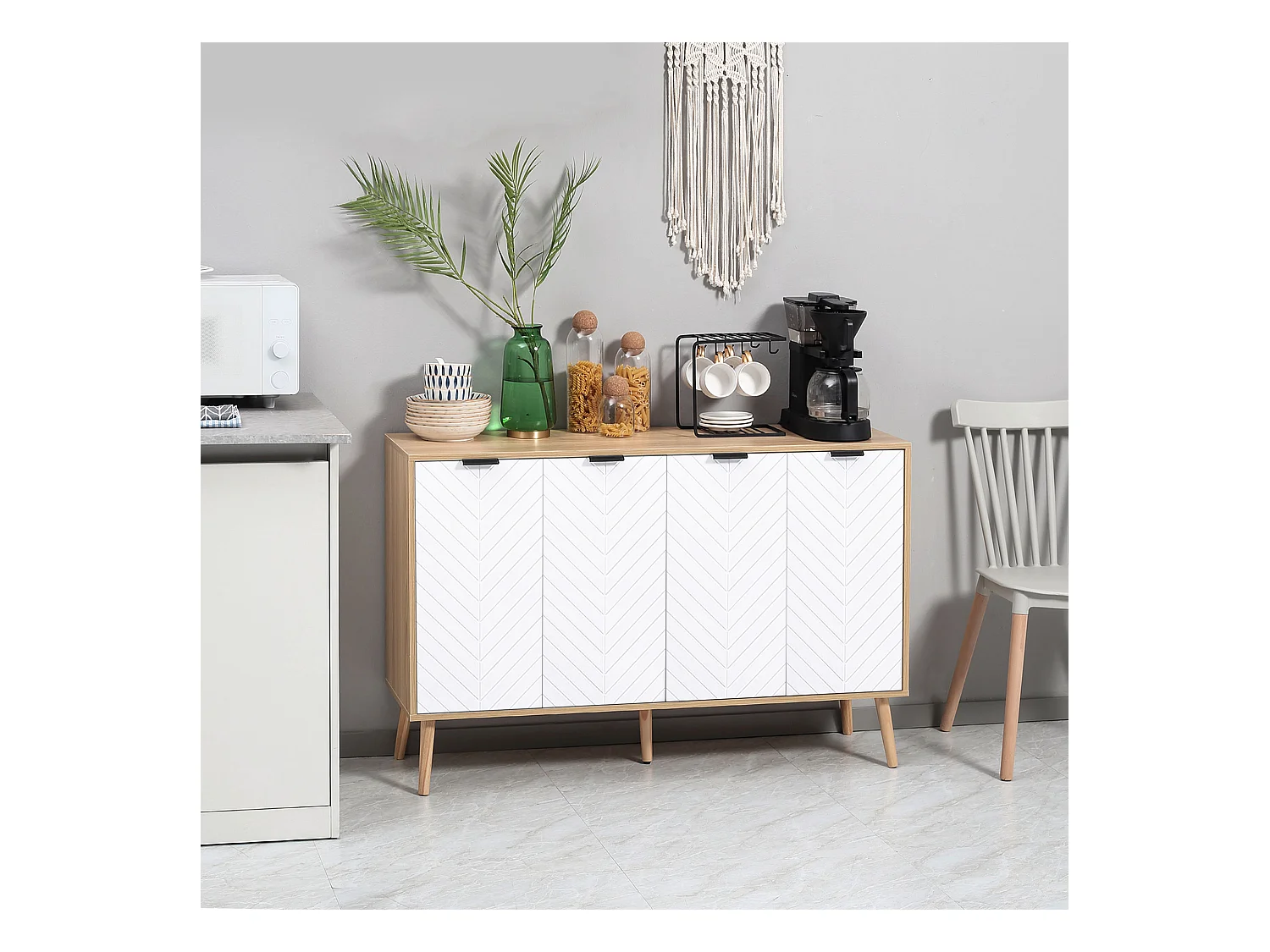 Buffet design scandinave 4 portes 2 étagères piètement bois de pin panneaux portes motif chevrons blanc aspect bois clair