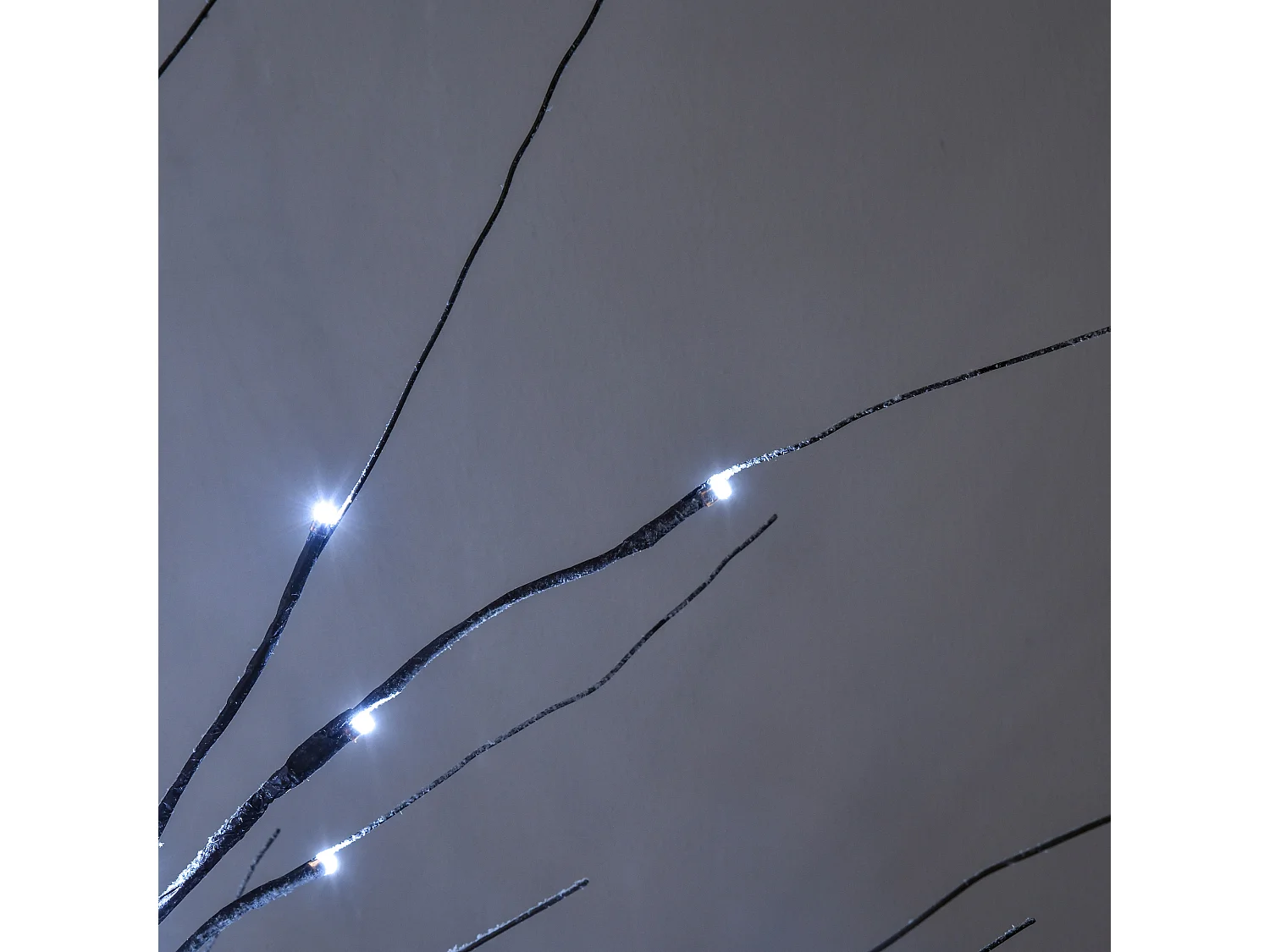 Arbre lumineux LED aspect enneigé - décoration lumineuse - 96 LEDS blanc froid - norme IP 44 - usage intérieur/extérieur - 1,5H m - métal PP brun