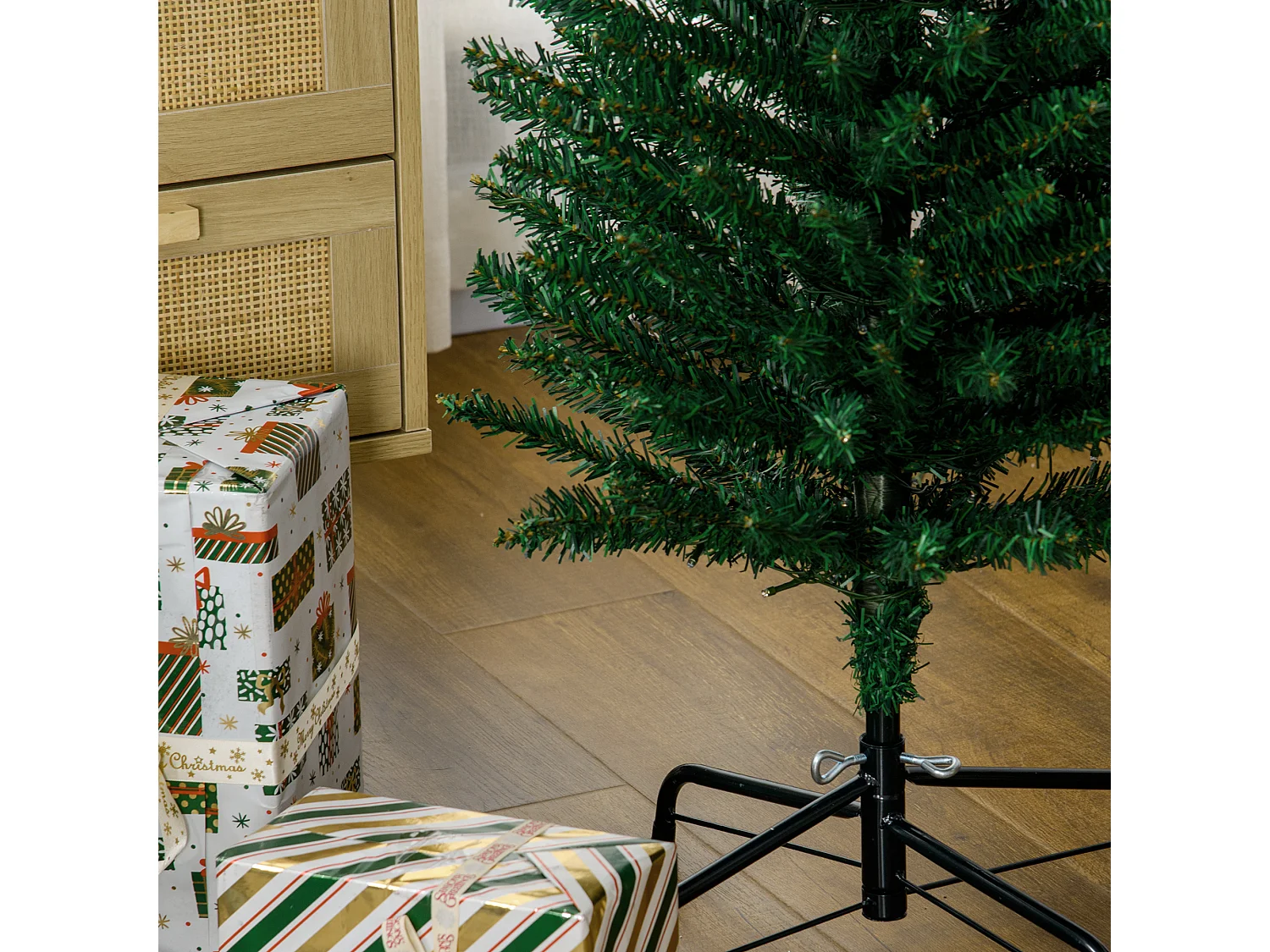 Sapin de Noël artificiel lumineux 150 LED multicolores Ø 50 x 180H cm 390 branches forme cyprès vert