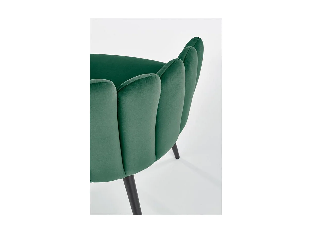 Chaise coquillage design en velours vert Amboise