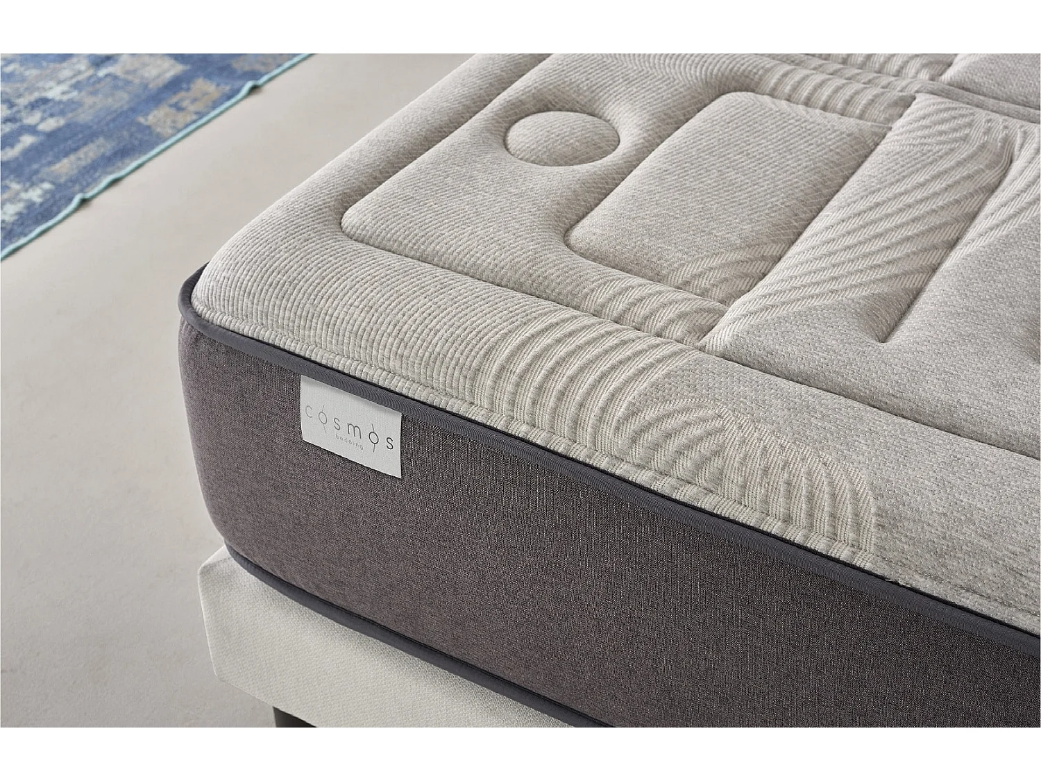 Cosmos - Matelas Jupiter 140x190 cm - Mousse à mémoire de forme HR - Soutien Blue Latex - Très Épais 30 cm, 7 Zones, Thermorégulateur - Réversible été, hiver