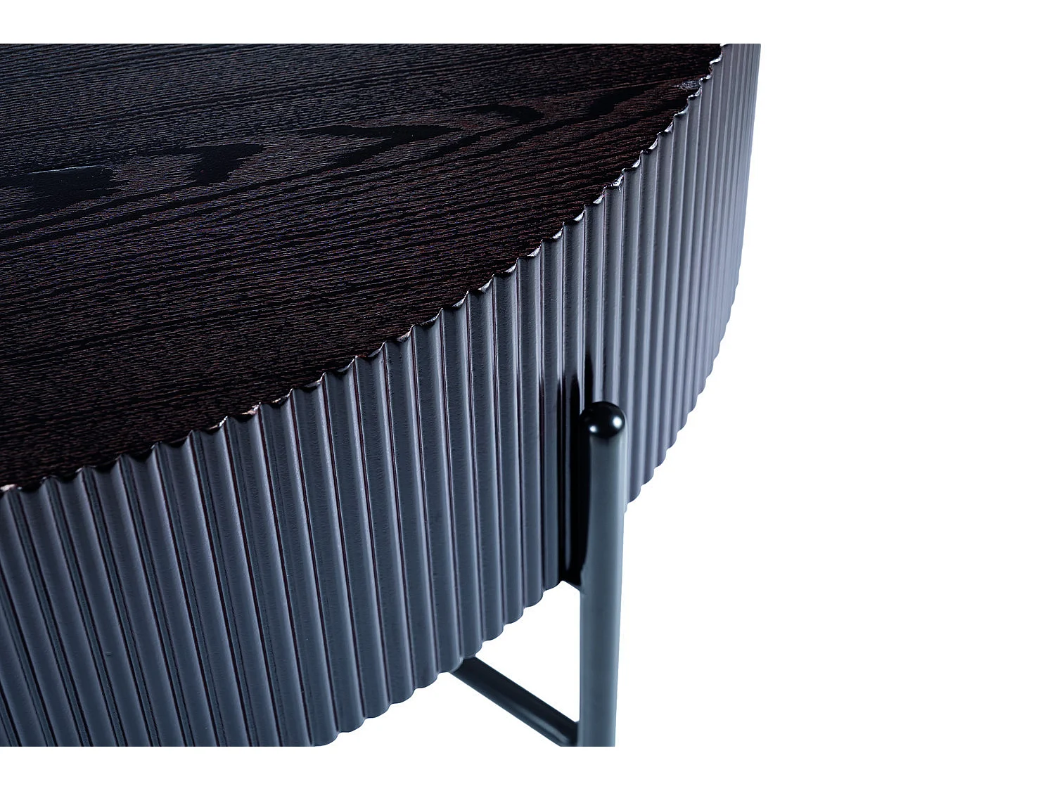 Table basse design ronde 80 cm avec pieds en métal noir Selma