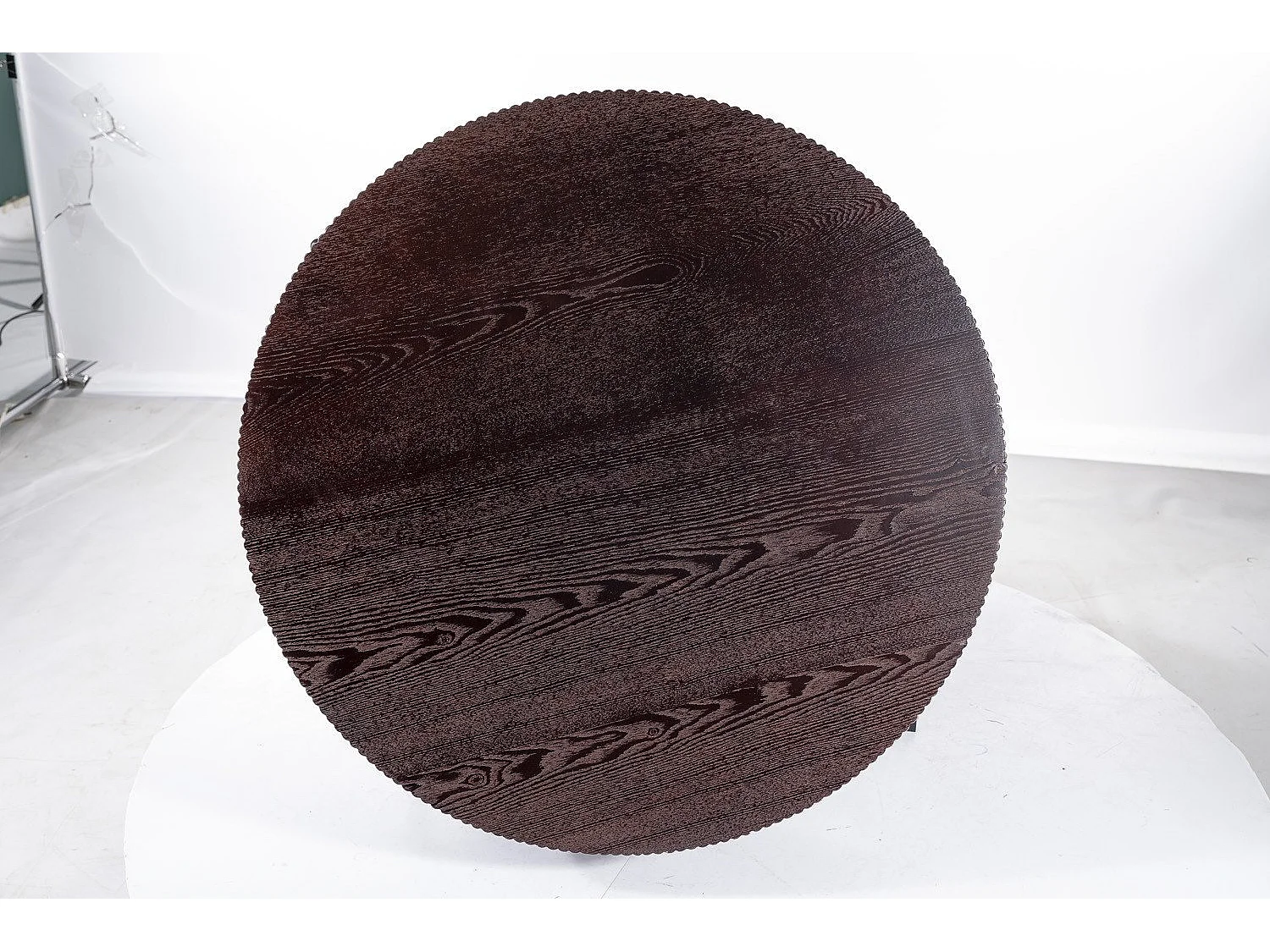 Table basse design ronde 80 cm avec pieds en métal noir Selma