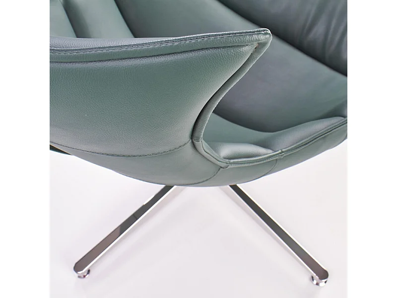 Fauteuil design pivotant en vert foncé avec piètement en acier Oliver