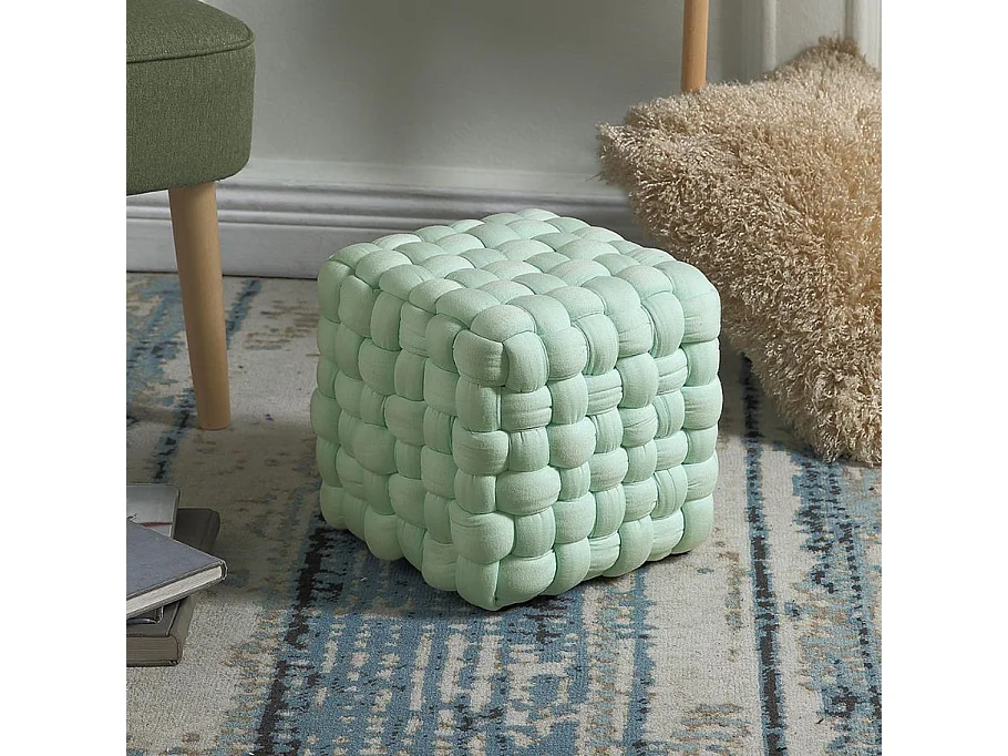 Puff de diseño cuadrado en tejido verde claro DICE