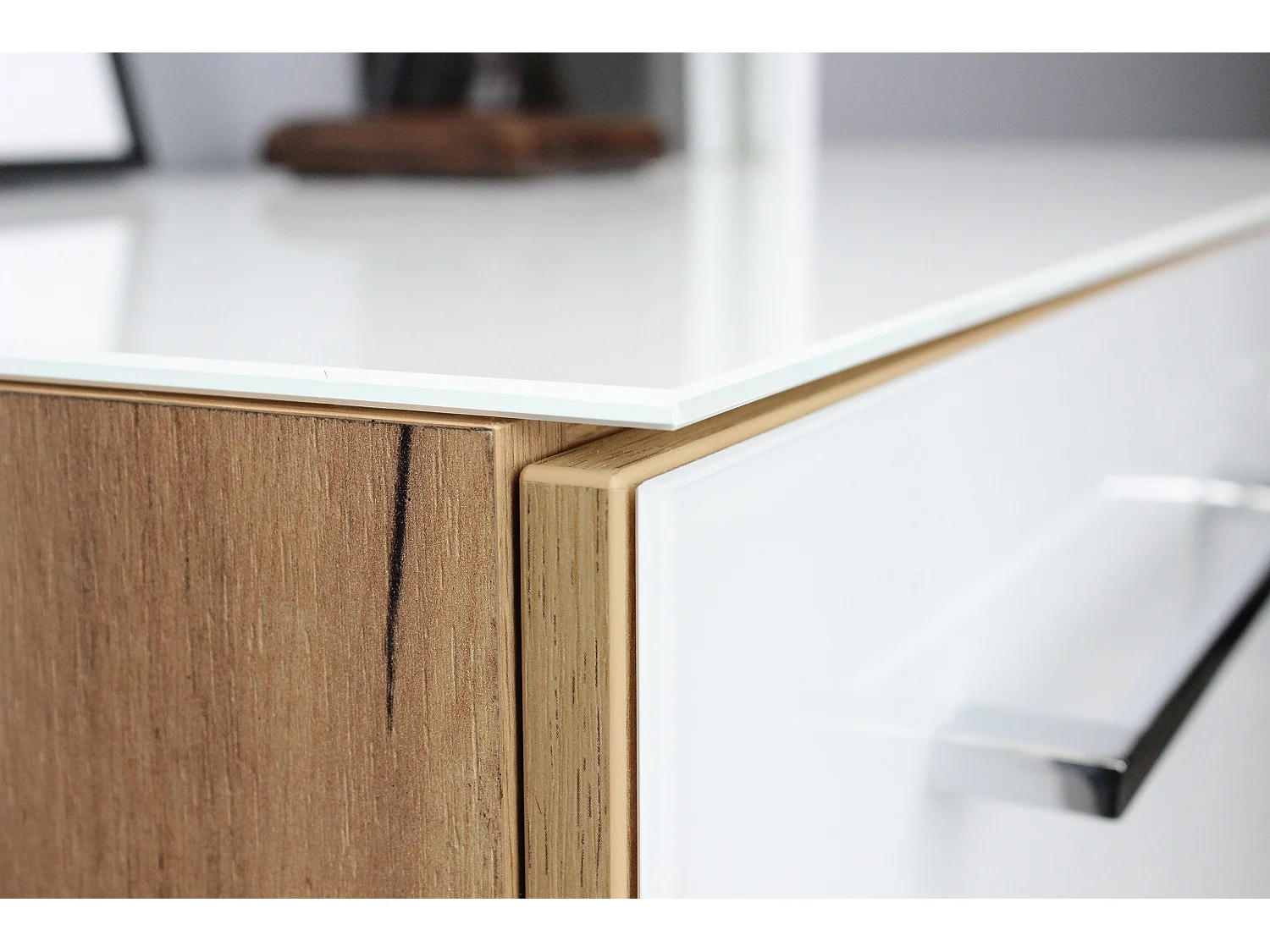 Armoire deux portes 120 cm blanche et aspect chêne Next