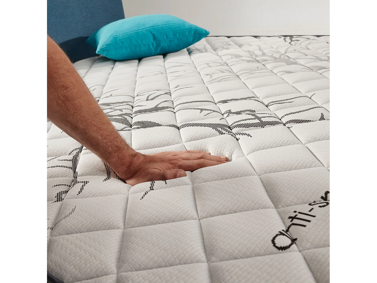 Cosmos - Matelas Solar à ressorts ensachés 180x200  cm - Épais 24 cm - Visco Thermorégulateur - Tissu Premium - Haute Qualité - Respirabilité optimale
