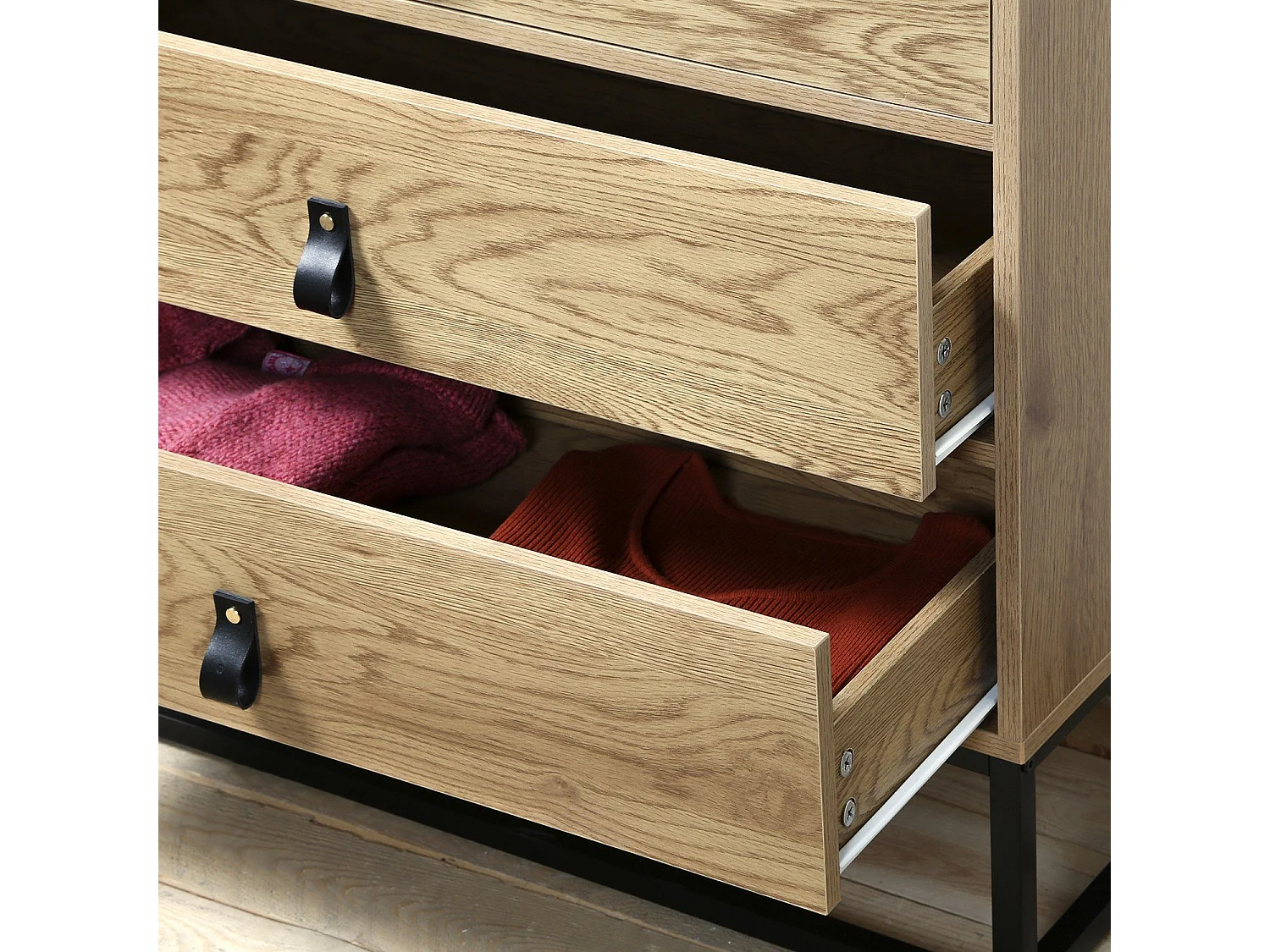 Komoda 3-szufladowa Oak Decor z metalowymi nogami - JILL