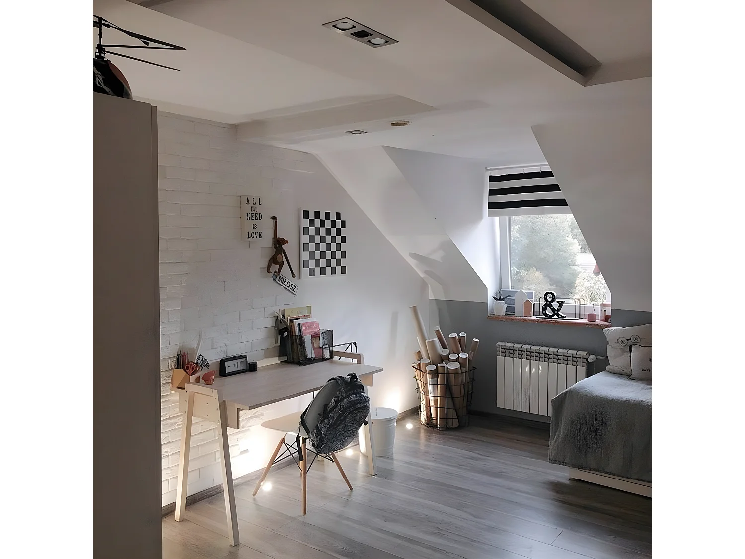 Bureau décor bois et pieds en chêne massif L128 cm - SPOT