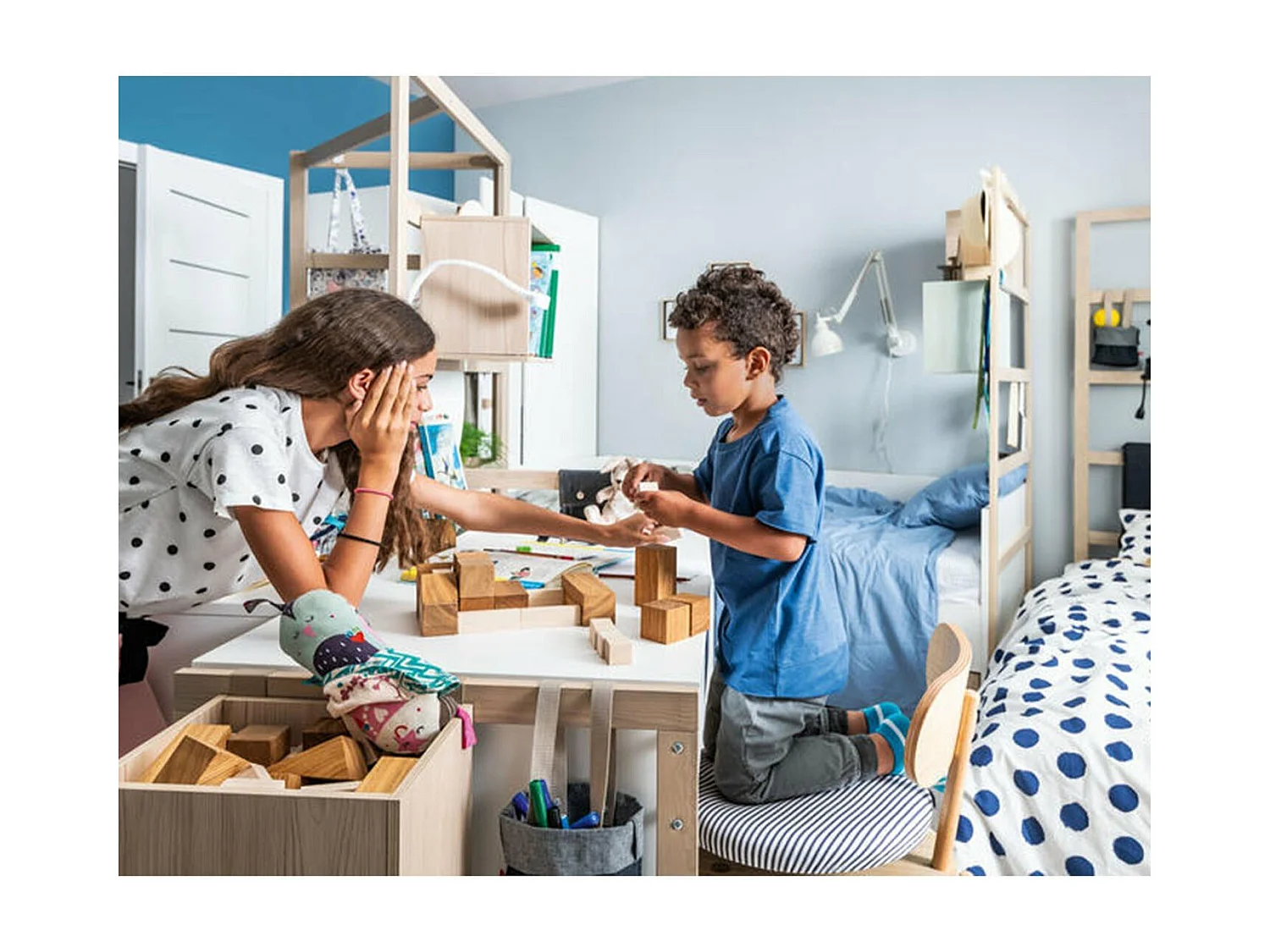 2-lades bureau met open top kubus - STIGE