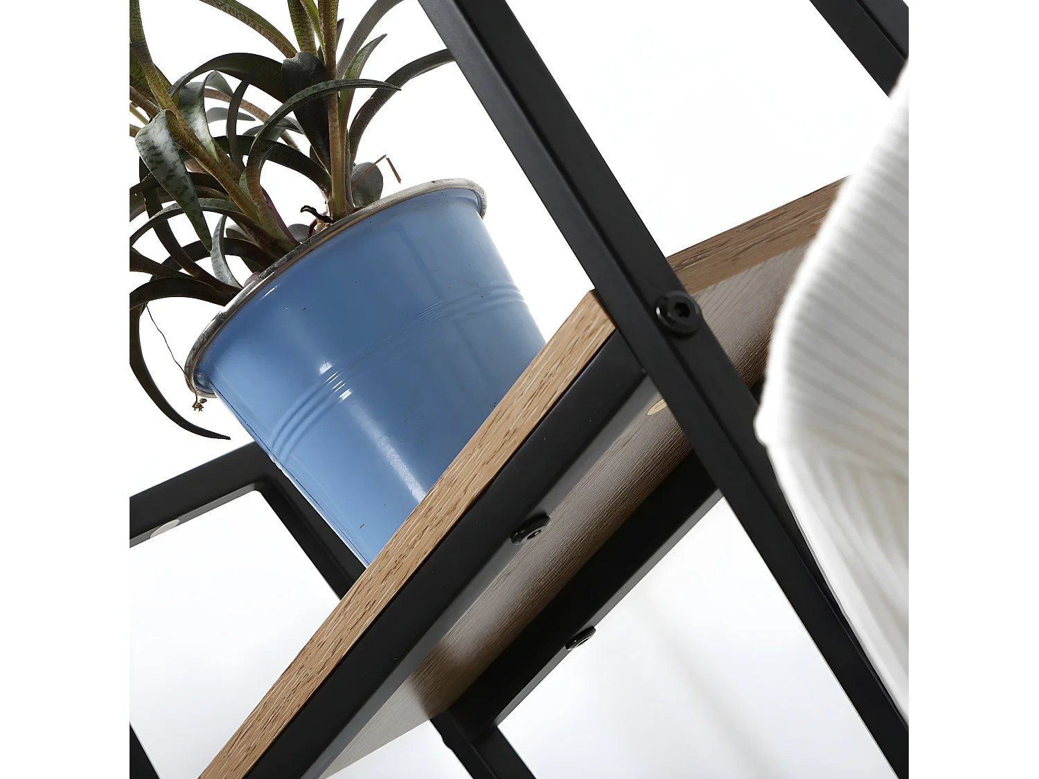 Armario abierto industrial con 1 estante inferior y 4 baldas - LEXIE