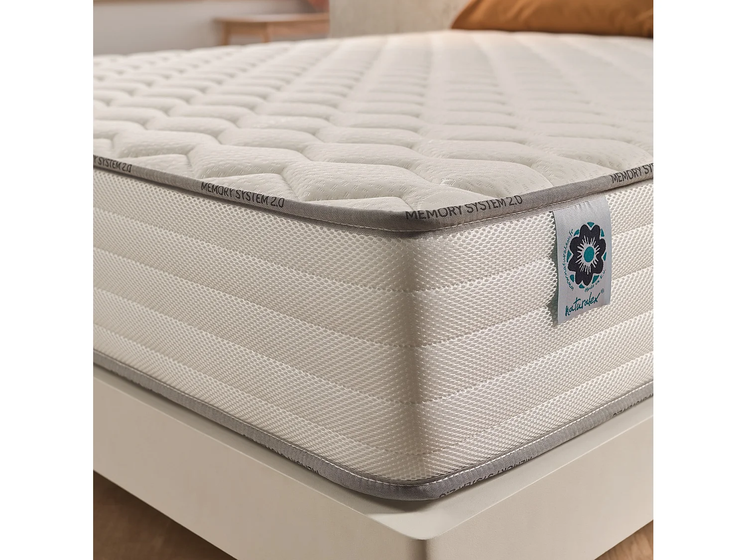Naturalex - Matelas Activisco 135x190 cm - Mousse à mémoire de forme HR - Accueil Blue Latex - Respirant, Antibactérien, Indépendance de couchage - Grand Confort