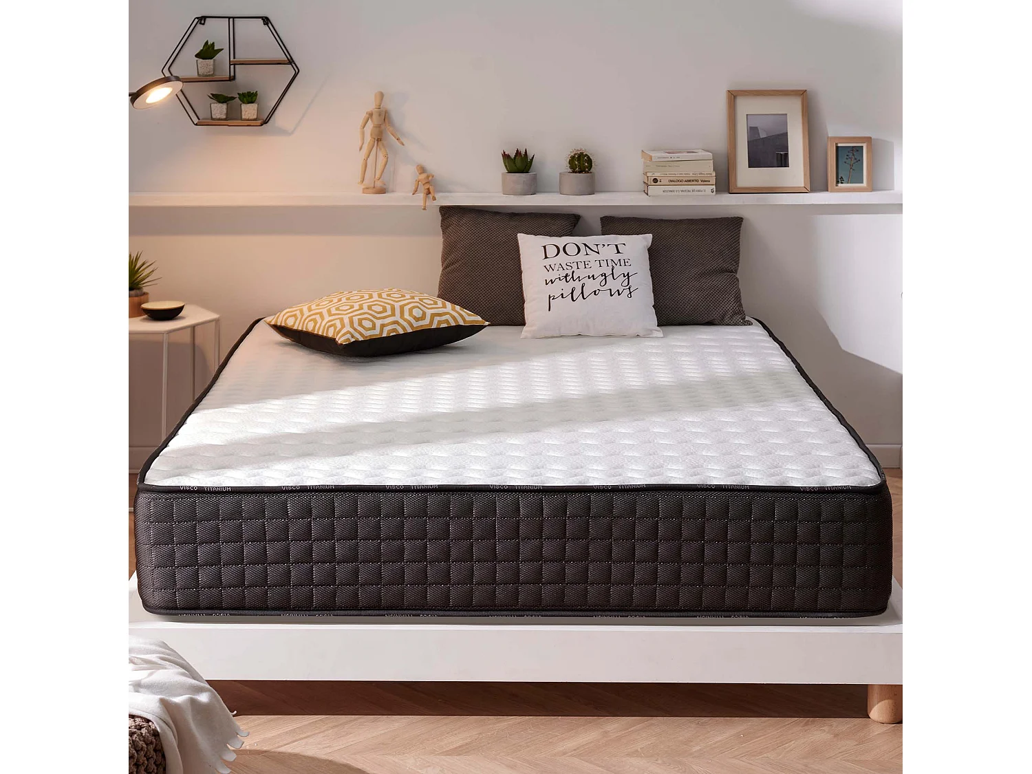 Naturalex - Matelas Titanium 180x200 cm - Mousse à mémoire de forme HR - Soutien Blue Latex - Très Épais 30 cm, 7 Zones, Antibactérien - Réversible été, hiver
