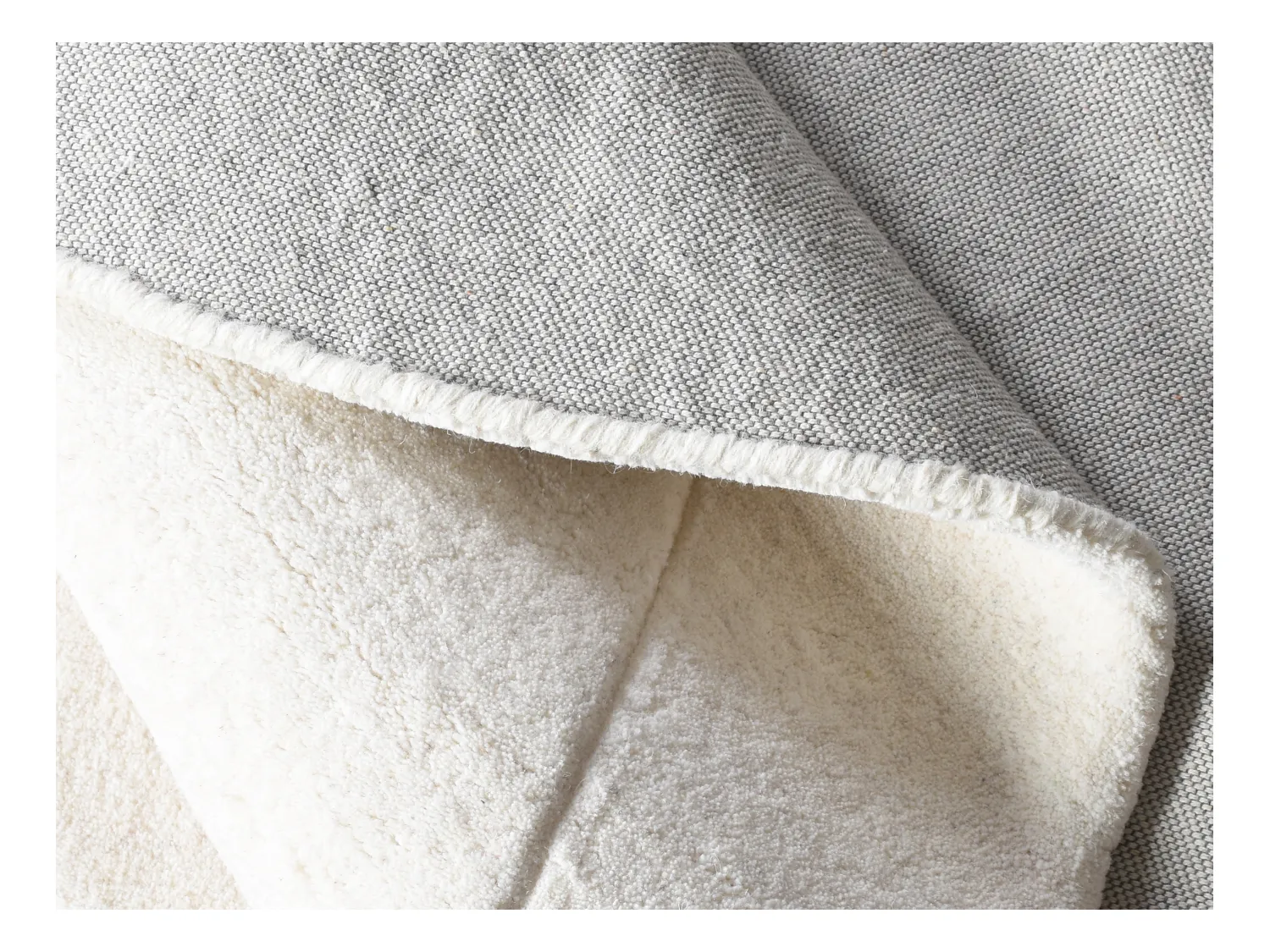 Alfombra 100% lana hecha a mano - 150 x 200 cm - 2200g/m2 - Crema - WILLOW