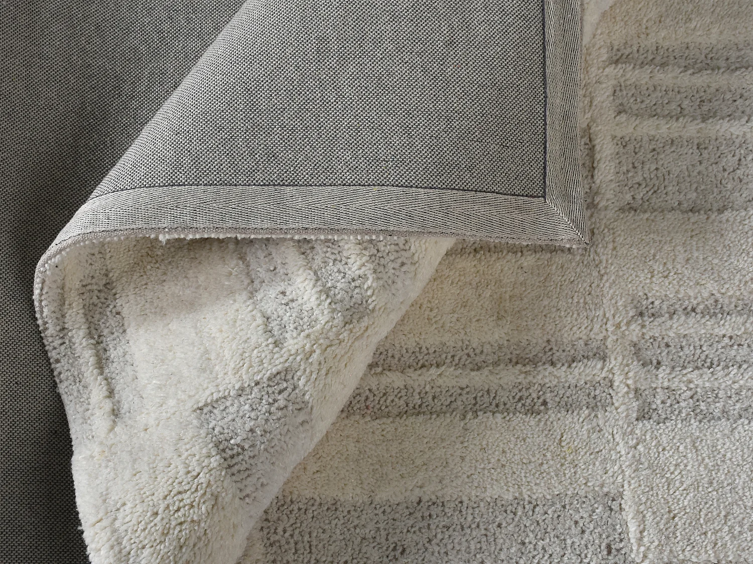 Tappeto con rilievi 200 x 290 cm 100% Lana della Nuova Zelanda di artigianato 2000 g/m2 Avorio - DALILA