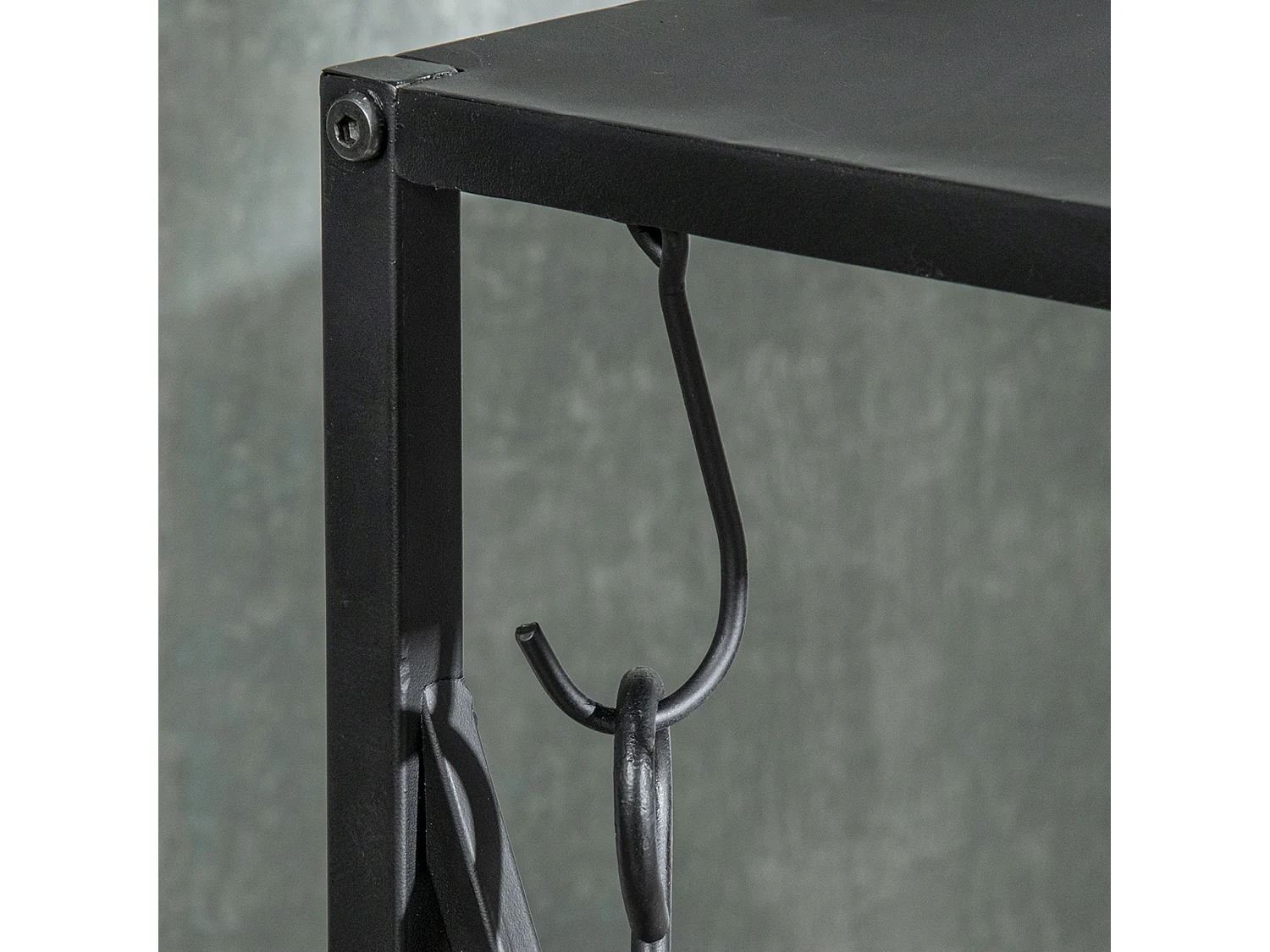 Serviteur de cheminée colonne - porte bûches - range bûches multi accessoires dim. 34L x 34l x 111H cm métal noir