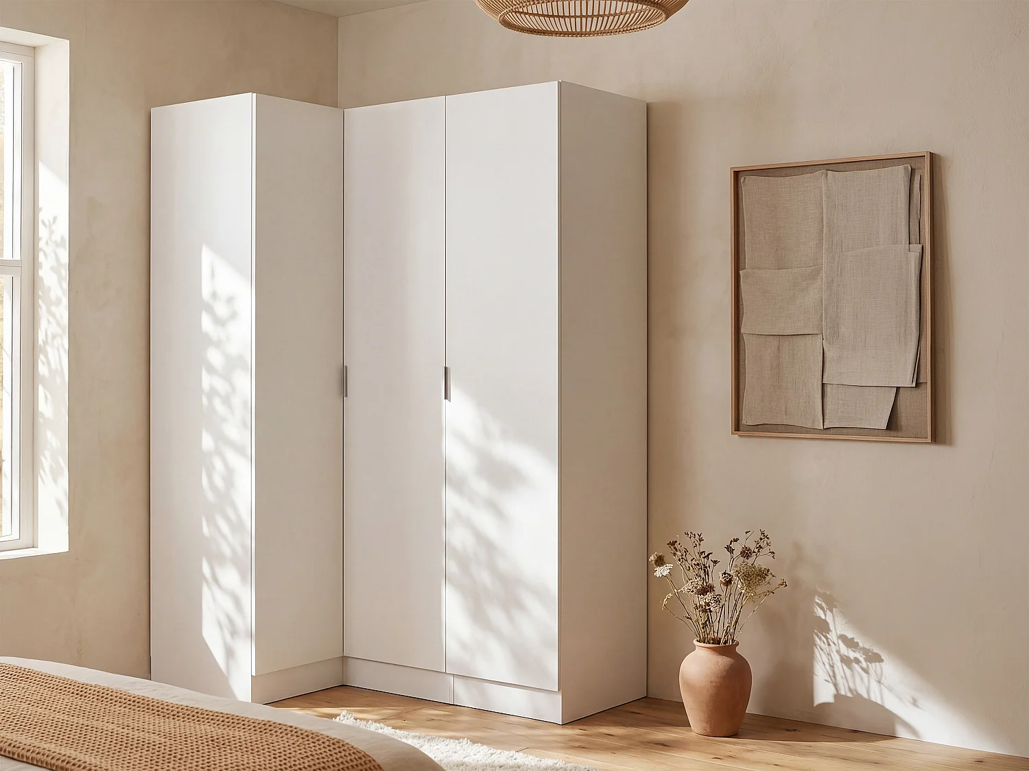 3 - door corner wardrobe - W132 cm - White - LISTOWEL