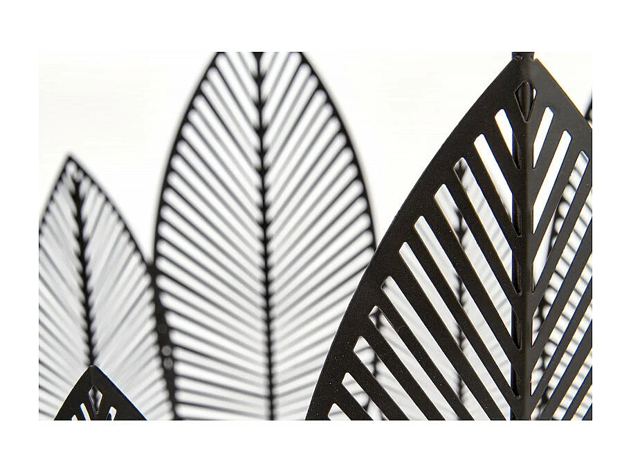 Set di due tavolini con piano rotondo e struttura in acciaio nero Plume