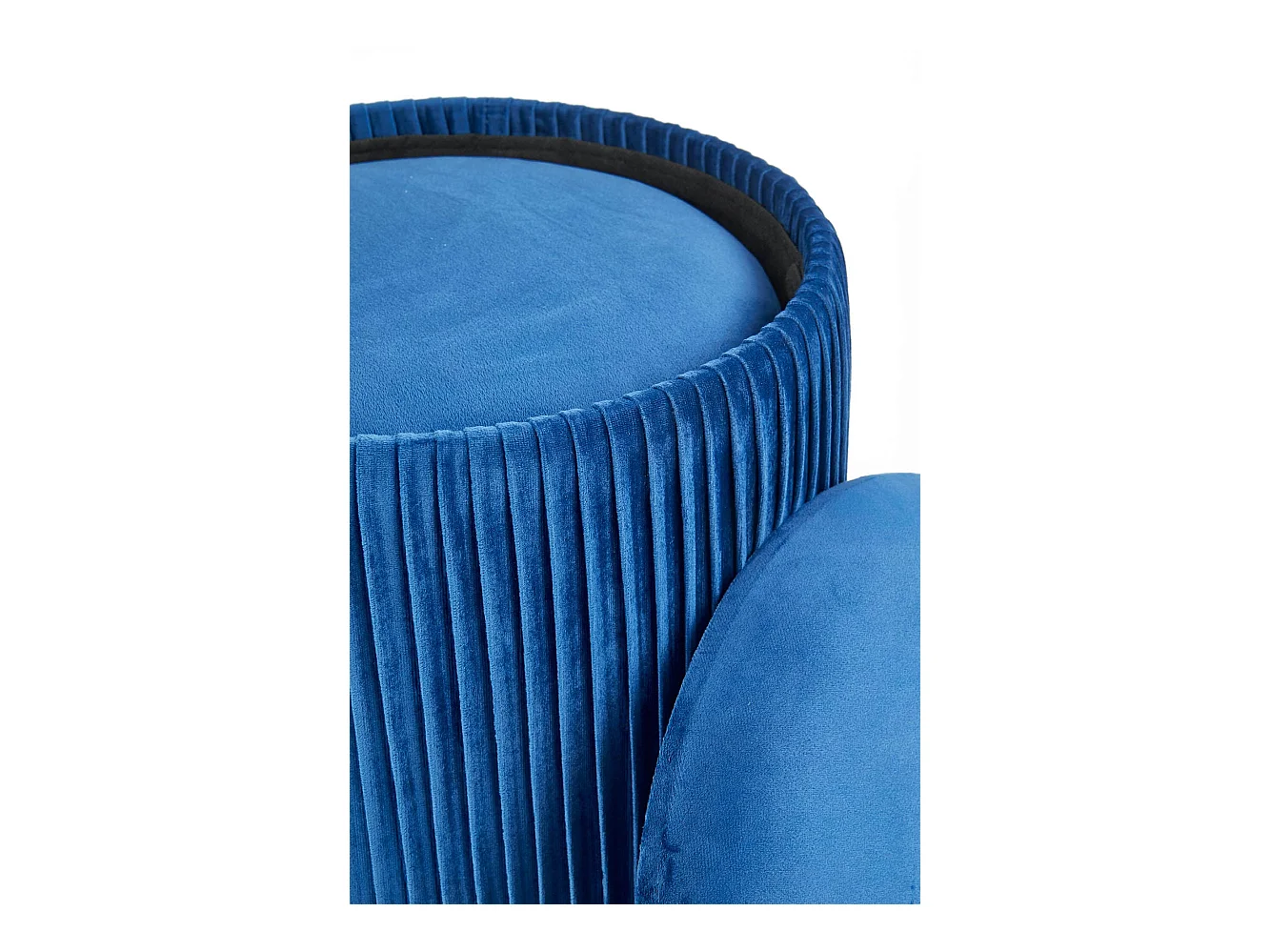 Pufs nido de terciopelo plisado azul con base de metal dorado PLEATS