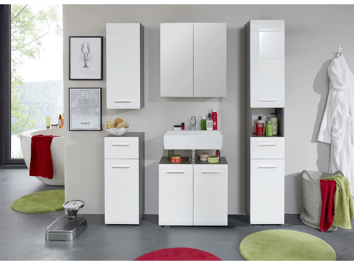 Ensemble salle de bain 5 pièces. Mélaminé gris et blanc brillant. L-H-P : 150-182-31