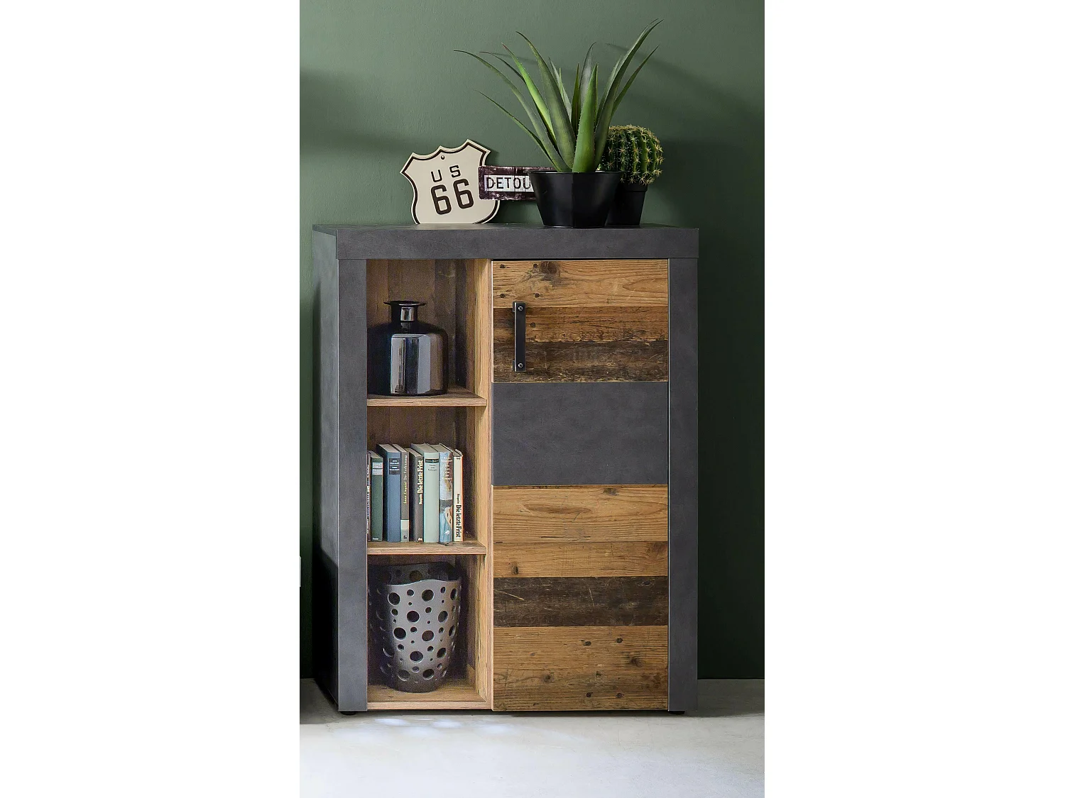 Meuble de salon - Bahut en mélaminé coloris bois effet vieilli avec une finition gris ciment. L - H - P : 87 - 118 - 34 cm