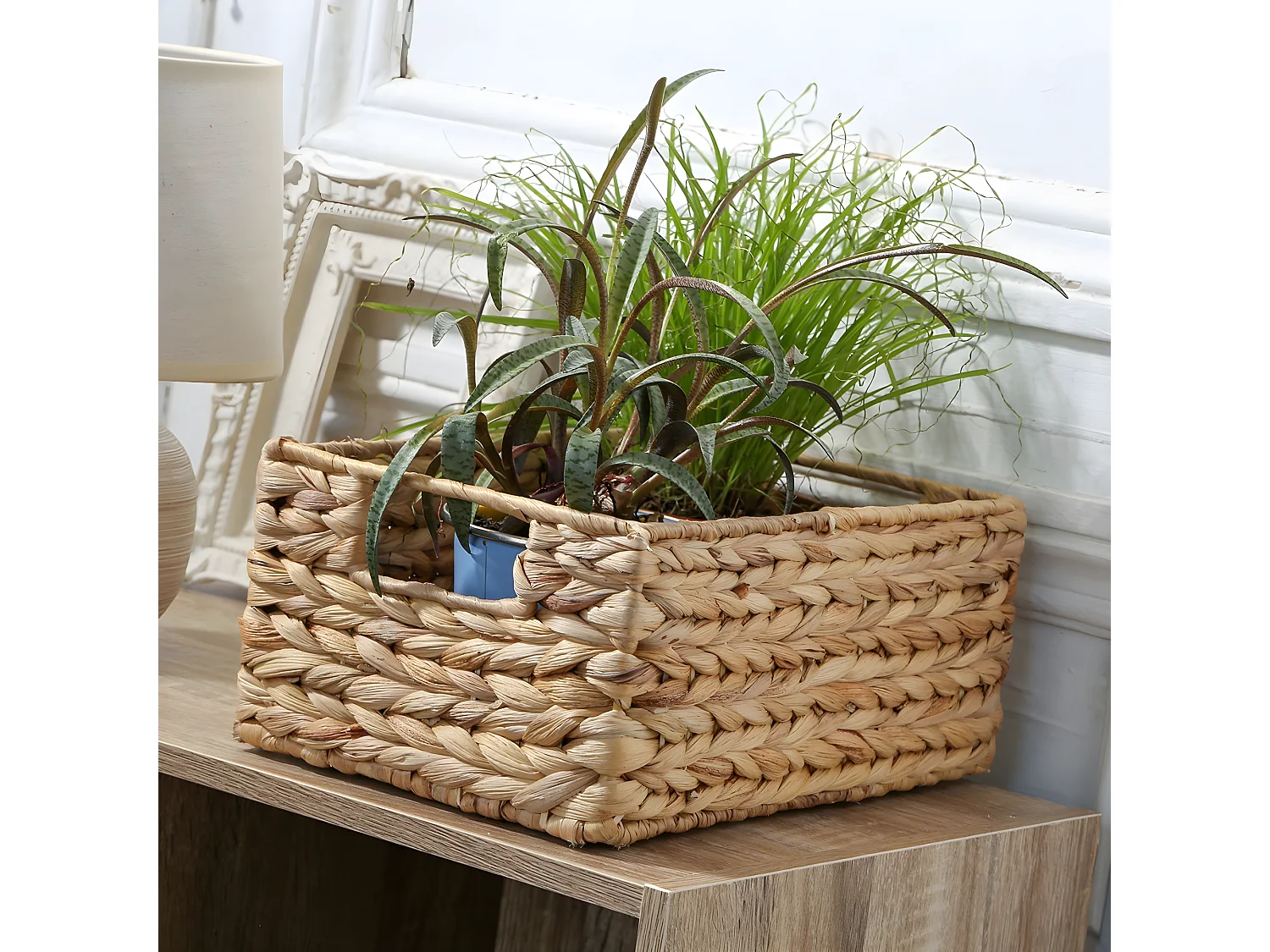 Panier en jacinthe d'eau armature métal - hauteur 13 cm