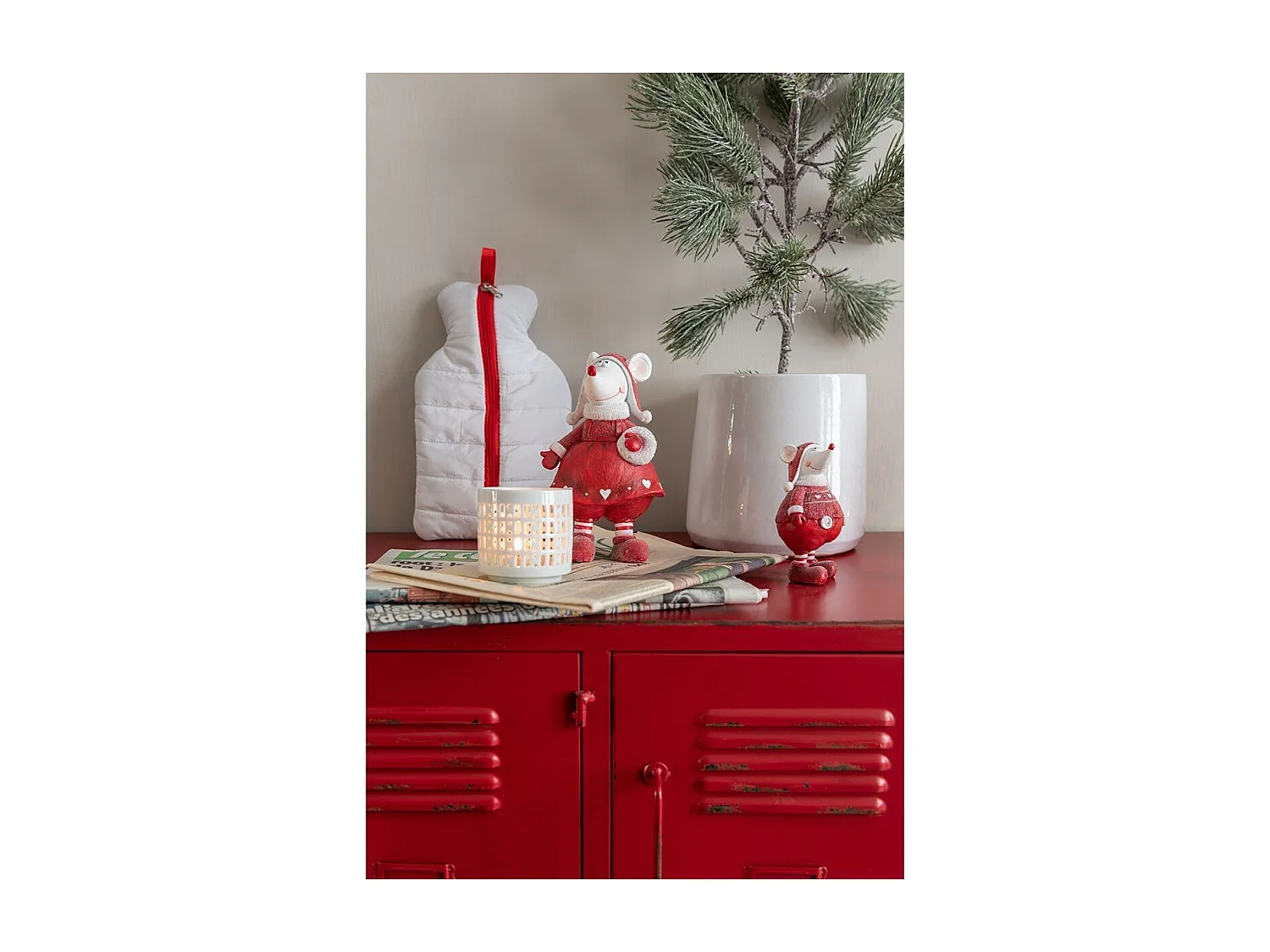 Industriële kast met 9 rode metalen laden Viho L 86 cm