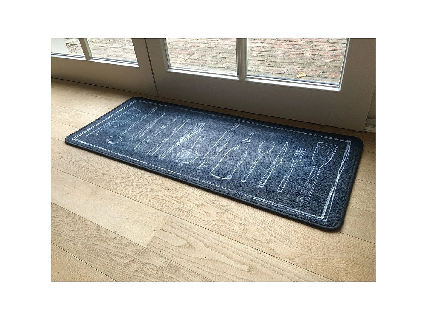 Tapis de cuisine noir motif couverts