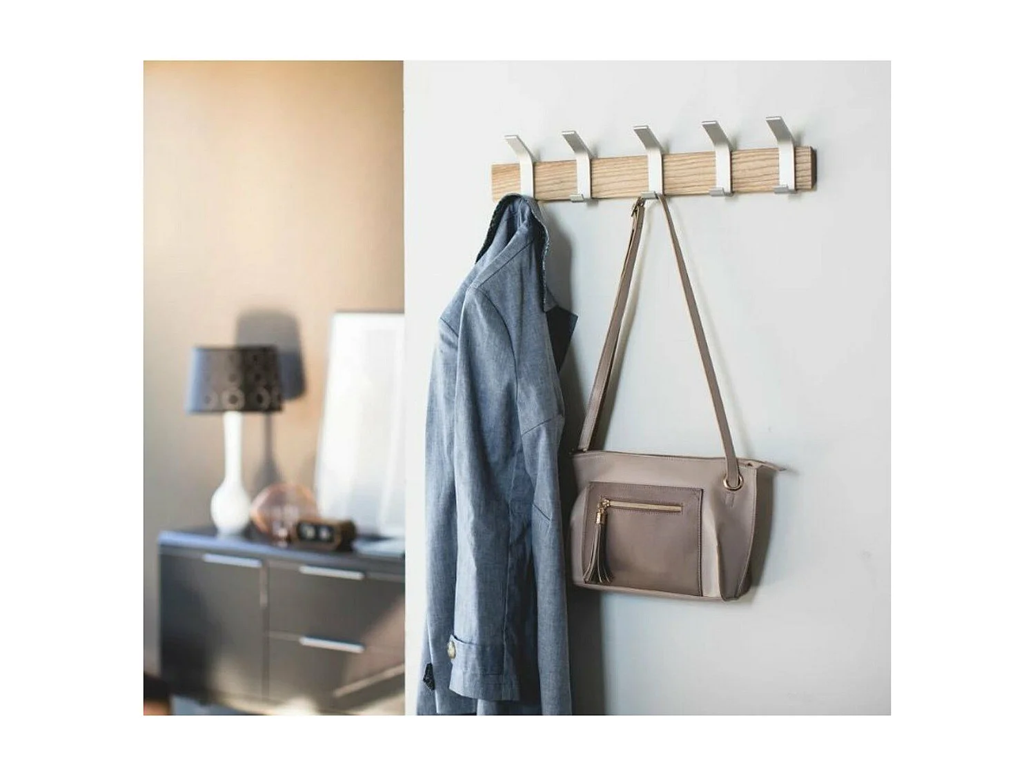 Porte manteaux mural 5 crochets en frêne