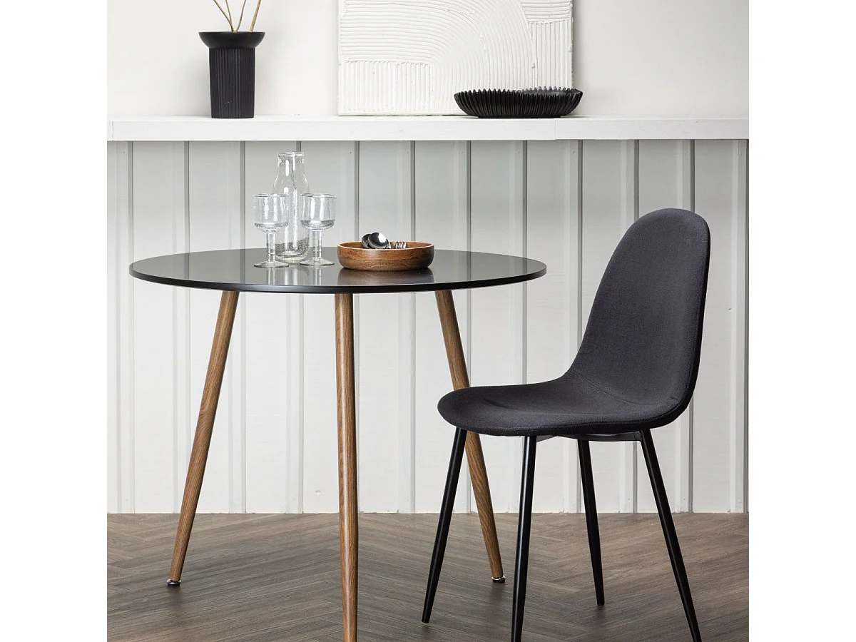 Polar eetkamertafel Ø90cm zwart.