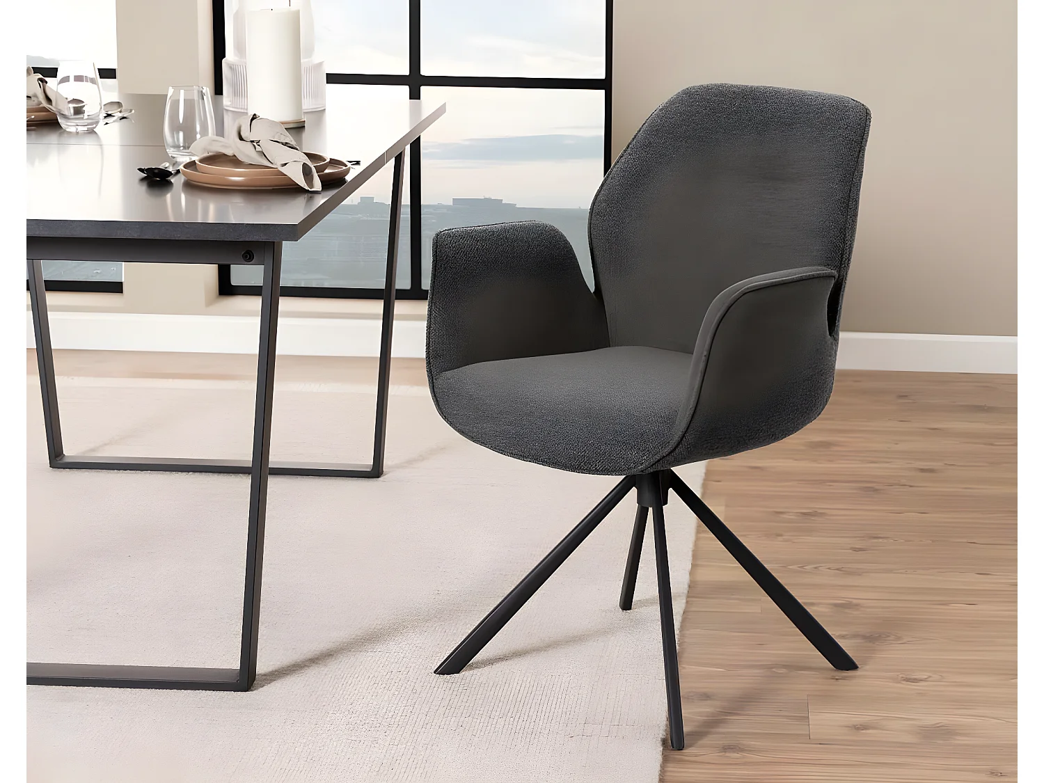 Atilla eetkamerstoel met armleuningen grijs.