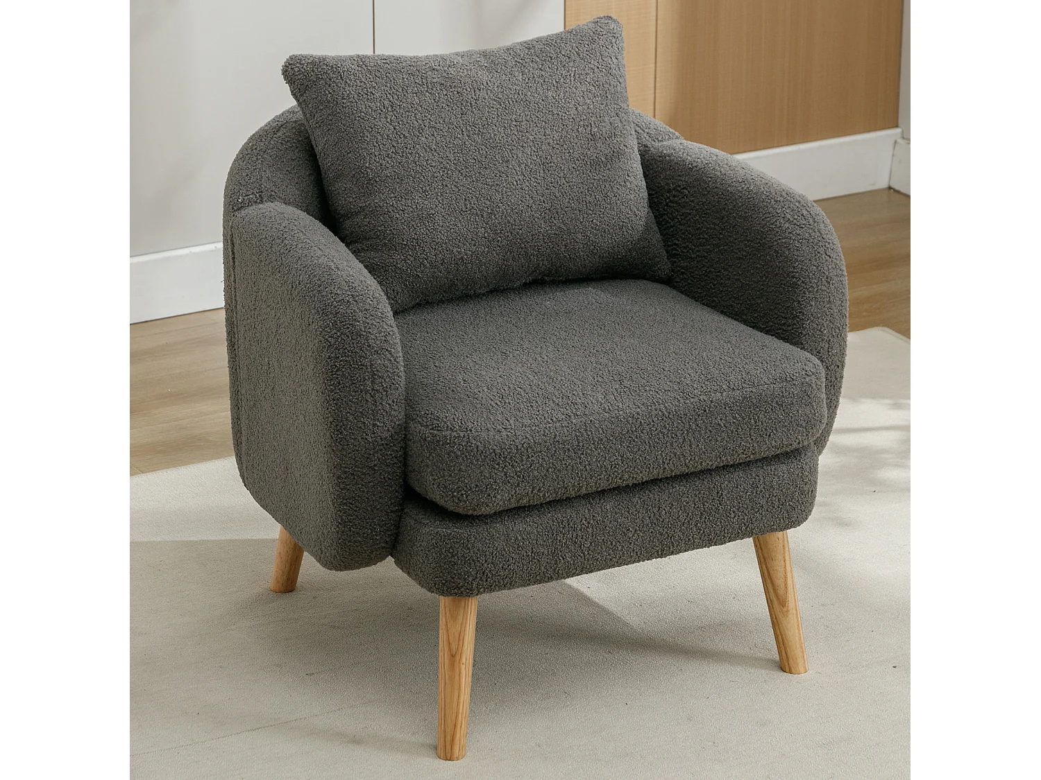 Fauteuil in teddystof met kussen - poten van massief hout - grijs