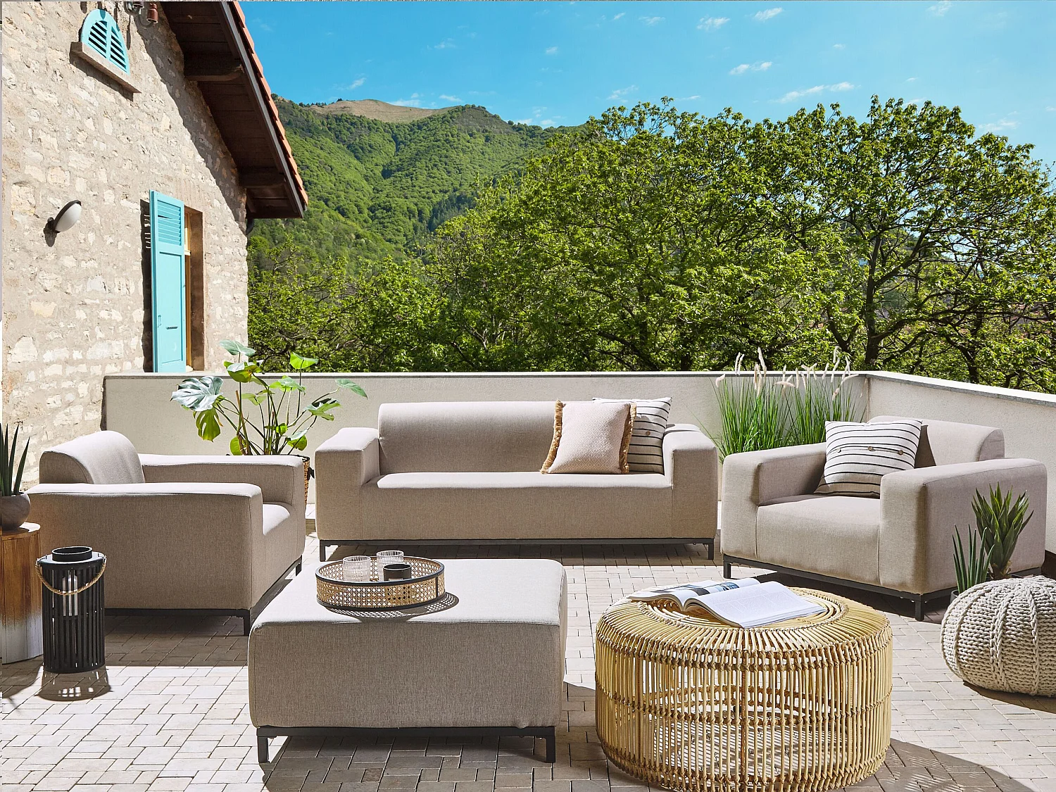 Set da giardino con tavolo 5 posti ROVIGO Beige