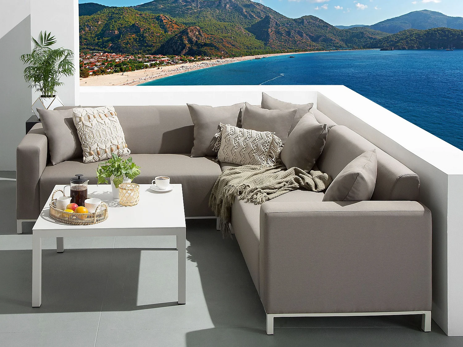 Lounge Set für 5 Personen Ecksofa beige linksseitig mit Couchtisch Modern Belize