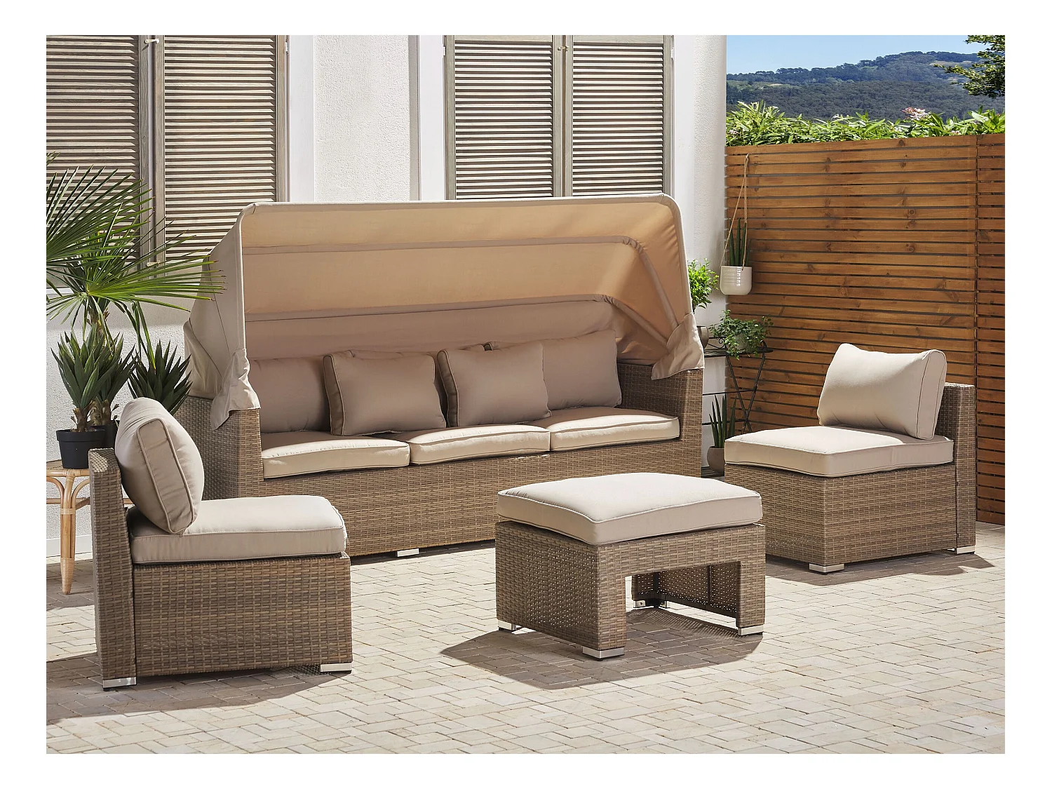 Ensemble de salon de jardin avec table 5 places COCCOLIA Beige