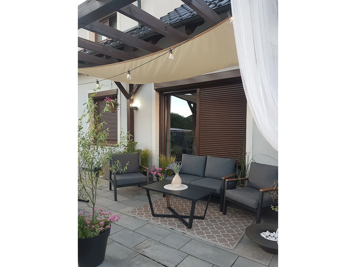Set da giardino con tavolo 4 posti DELIA Metallo Grigio