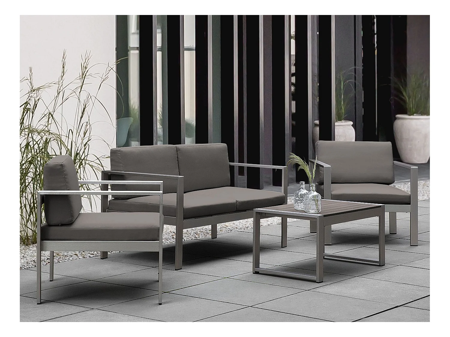 Praktisches Gartenset Sofa 2 Sessel Tisch Aluminium dunkelgrau Salerno